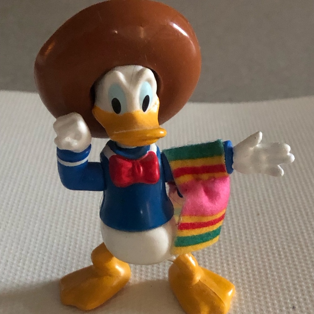 ON SALE! 1990’s McDonalds Donald Duck Happy Meal toy
